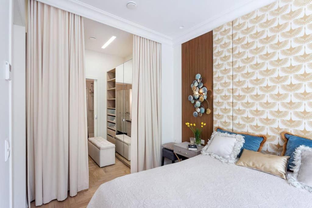 Jogailos Residence Peaceful Old Town Luxury 3 Bdr, 2 Bthr, Free Garage, Top-Speed Wifi VNO Esterno foto
