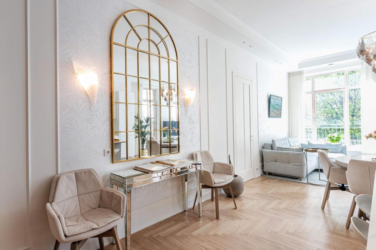 Jogailos Residence Peaceful Old Town Luxury 3 Bdr, 2 Bthr, Free Garage, Top-Speed Wifi VNO Esterno foto